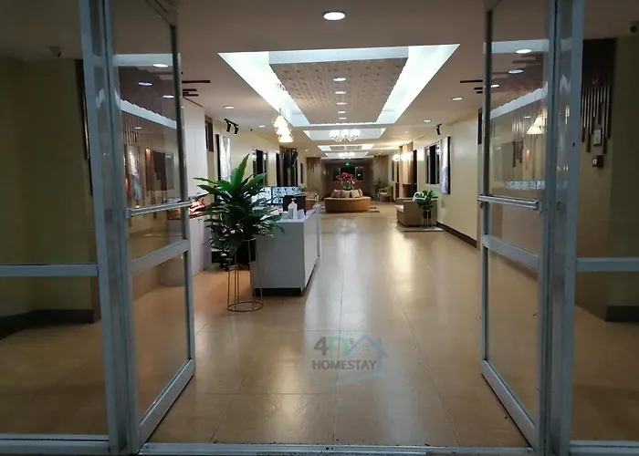 Spacious & Cozy 1-bedroom, Sleeps 2-4 Apartment *