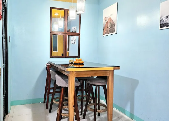 Spacious & Cozy 1-bedroom, Sleeps 2-4 Apartment Manila